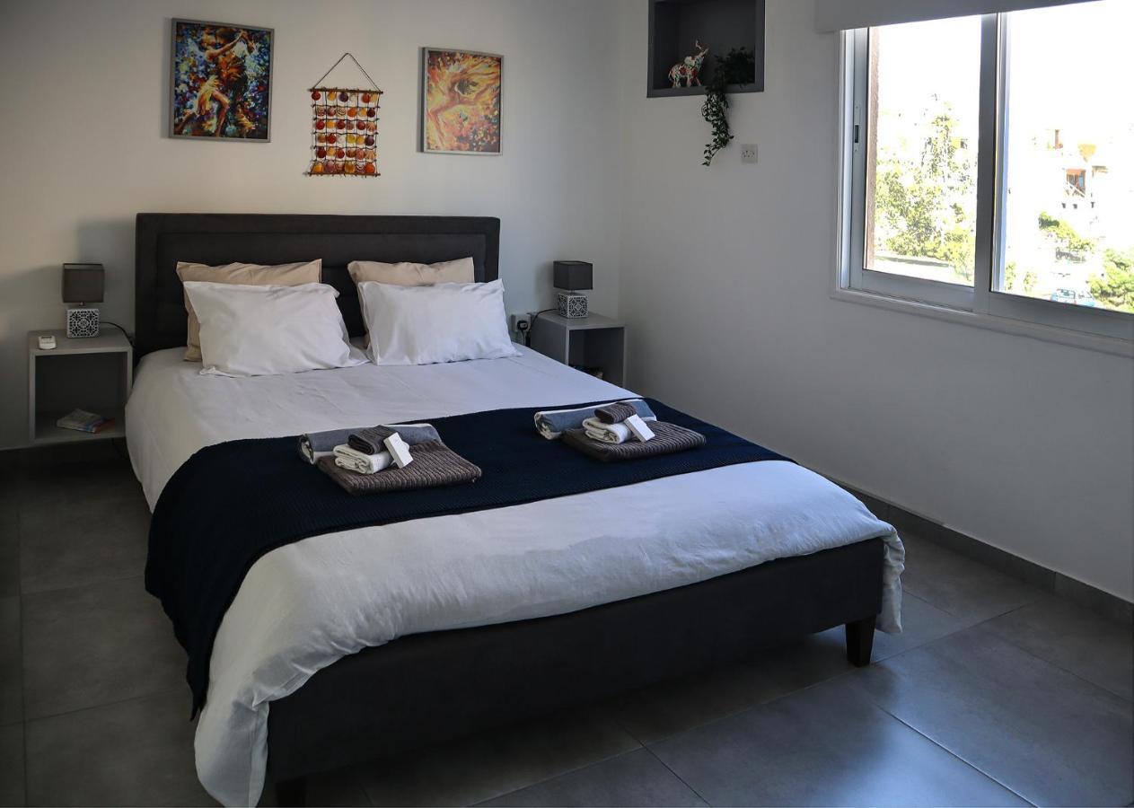 Alex'S Vacation Suite - 100M From The Beach - 6 Guests Paphos Exterior foto