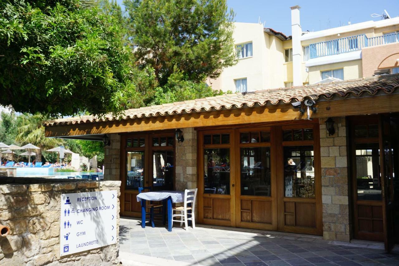 Alex'S Vacation Suite - 100M From The Beach - 6 Guests Paphos Exterior foto